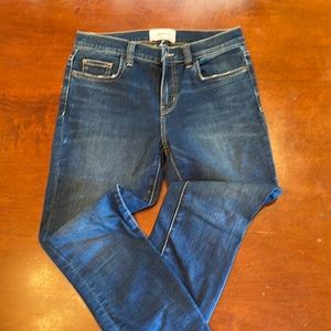 Mid rise current and Elliot jeans size 28.